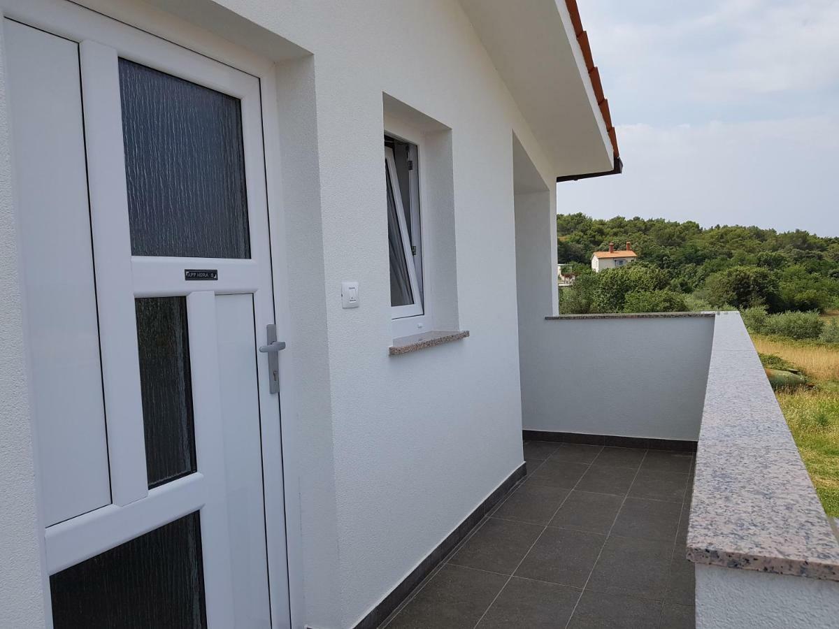 Apartmani Nora Pula Exterior foto